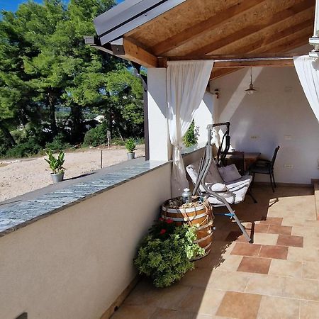 Apartmani Dutkovic Vrboska Esterno foto