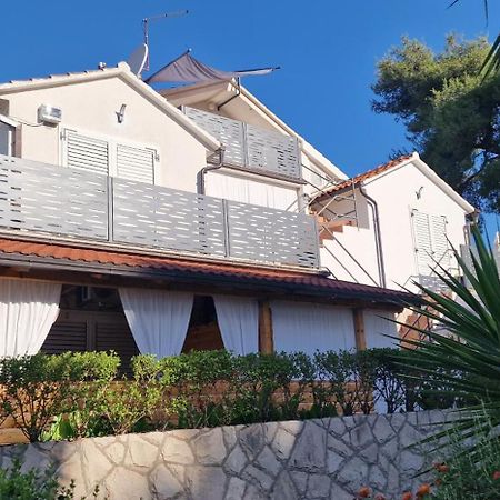 Apartmani Dutkovic Vrboska Esterno foto