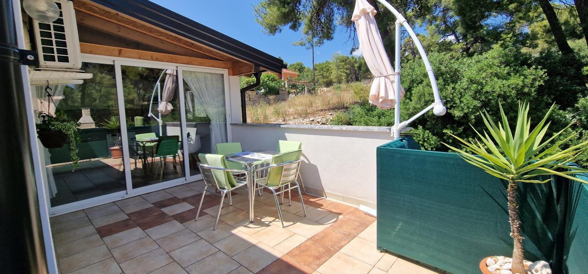Apartmani Dutkovic Vrboska Esterno foto